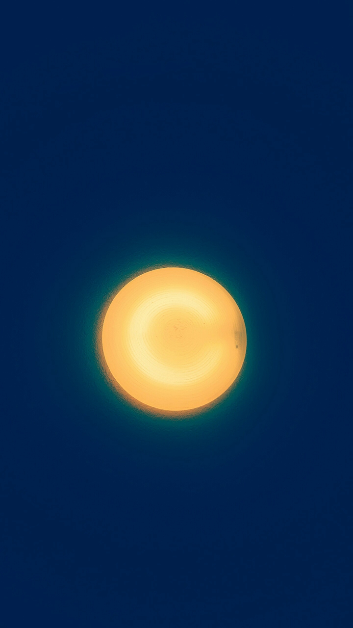 fake  moon