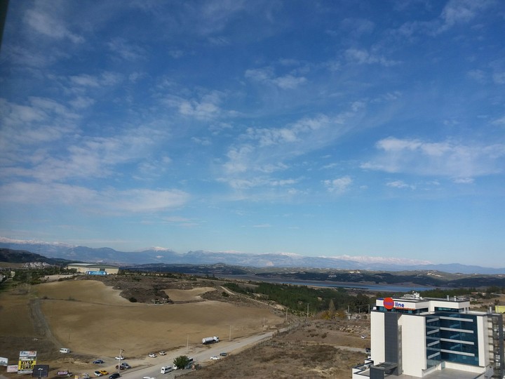 Sonbaharın sonunda kış var.