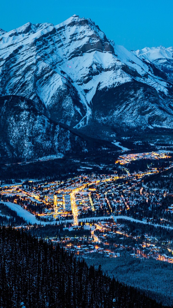 love the peaks covered with snow