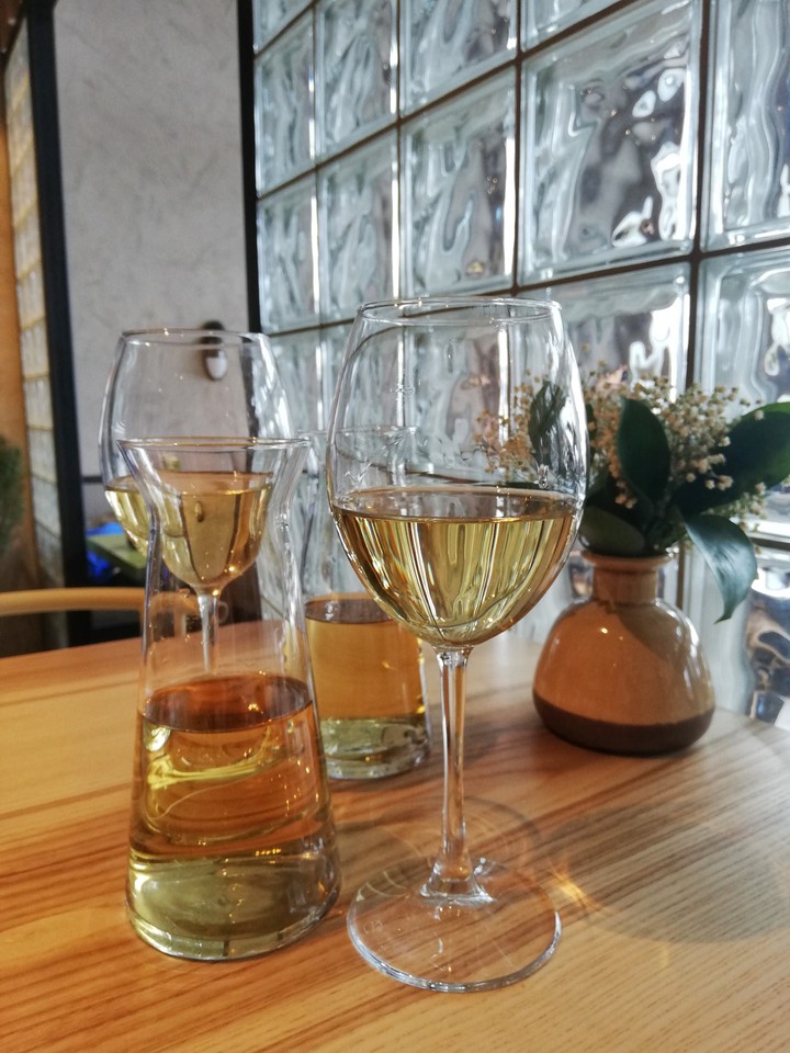 Wine glasses