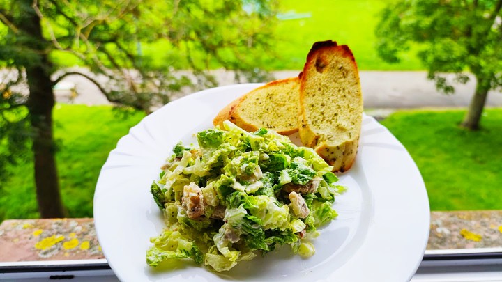 Caesar salad and garlic bread
