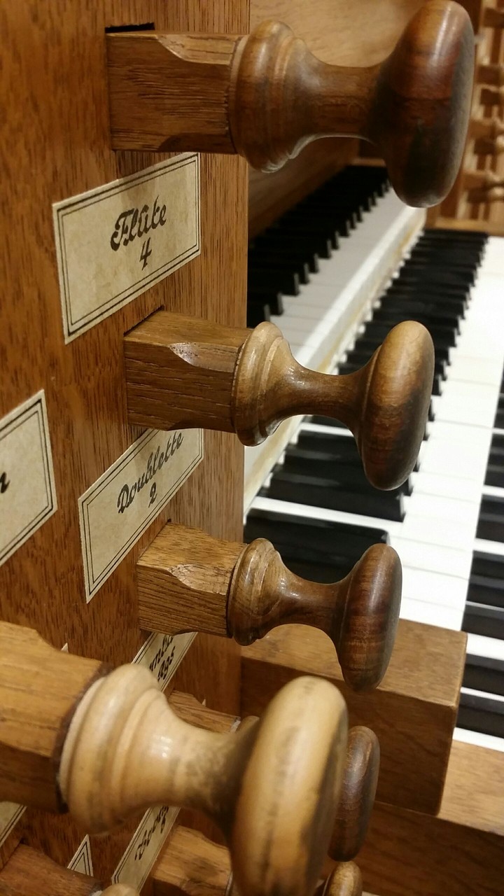 pipe organ