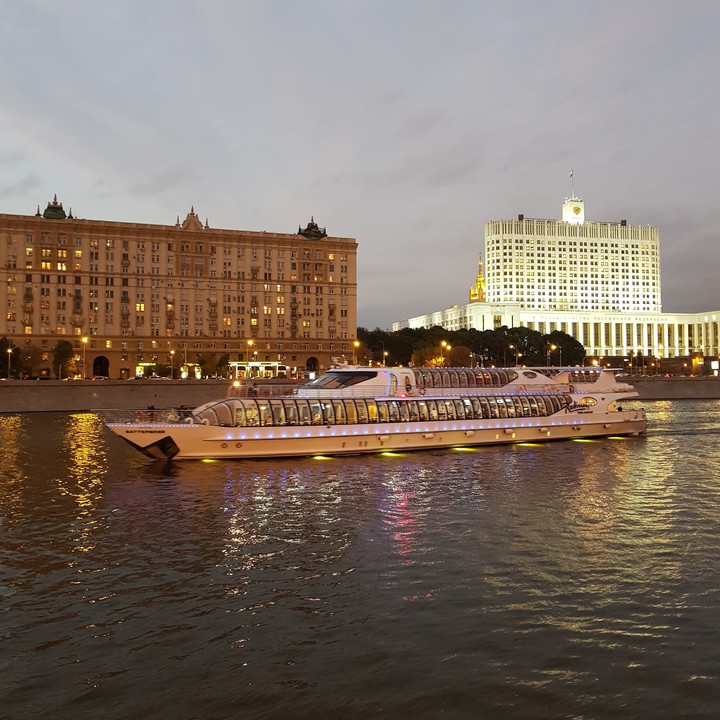 набережная Москвы-реки
