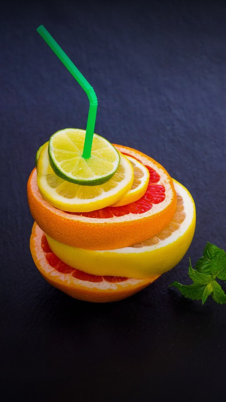 slice of lemons and orange.