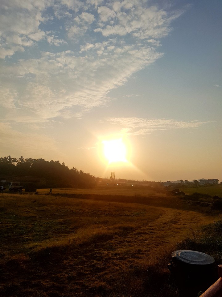 제주도 용머리해안(해가 볼만함)