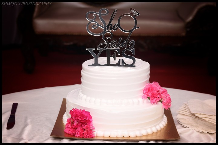 engagment cake