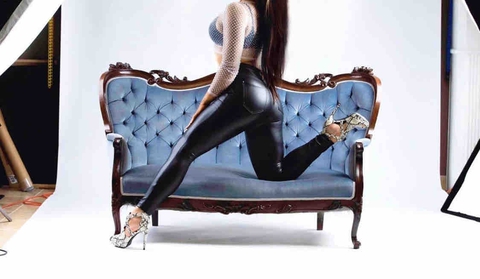 leather pants