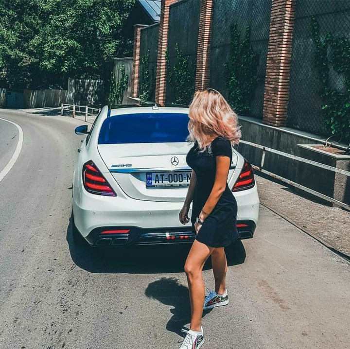 Mercedes-Benz s63amg girl
