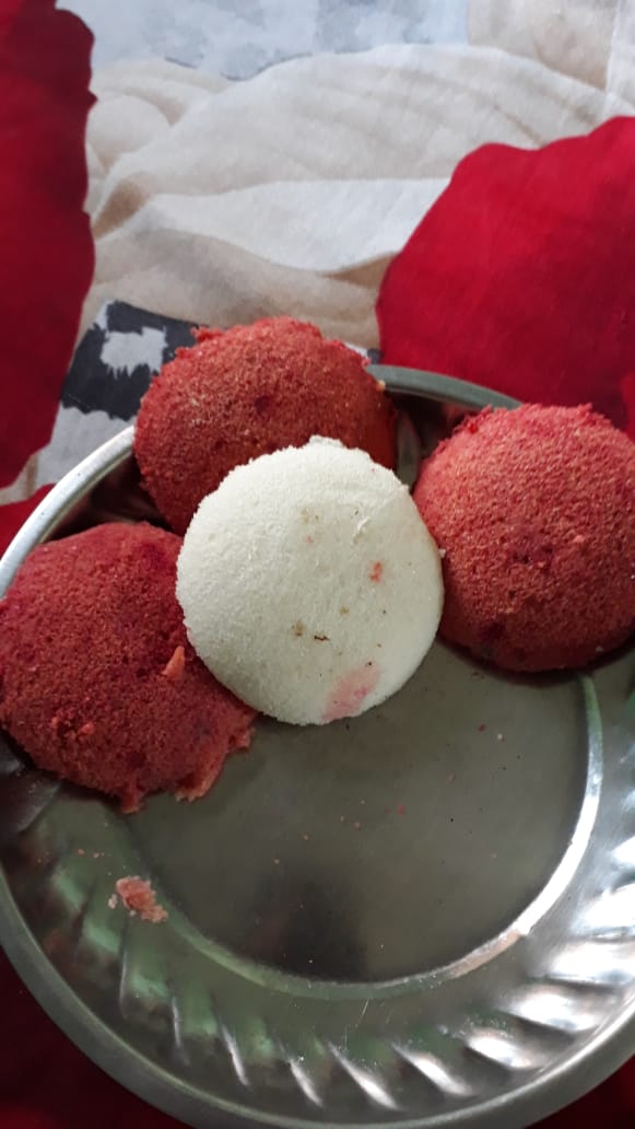Beetroot Idly
