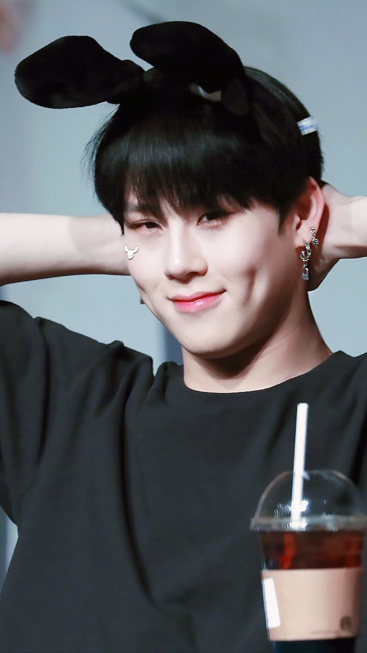 Monsta X