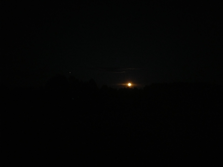 Only the bloody moon and the lonely star