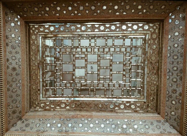 mirrors(AYENEH KARI)