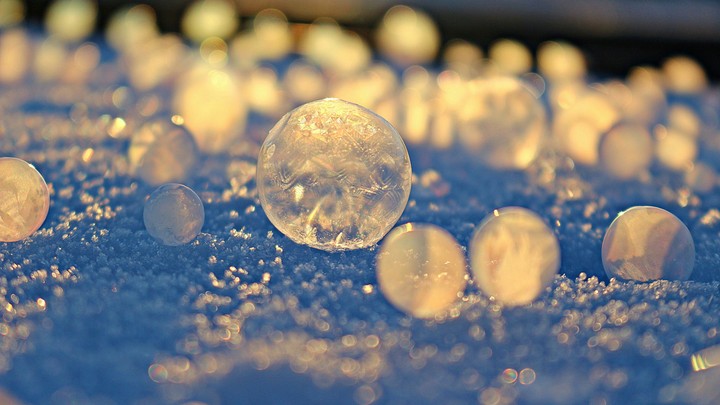 snow bubbles
