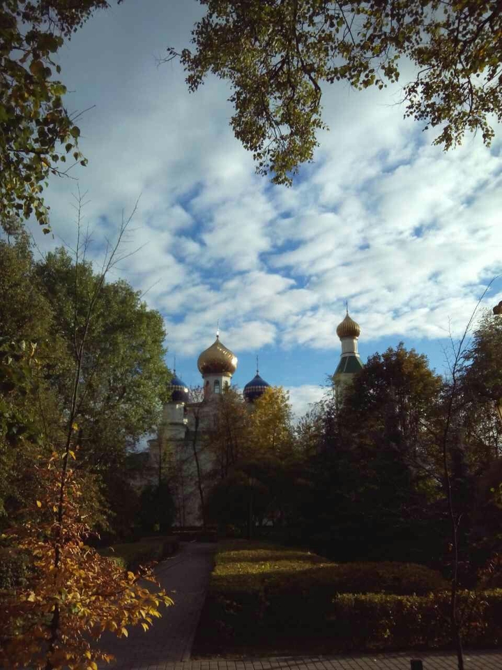 Храм