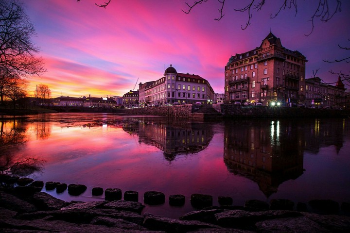 purple city