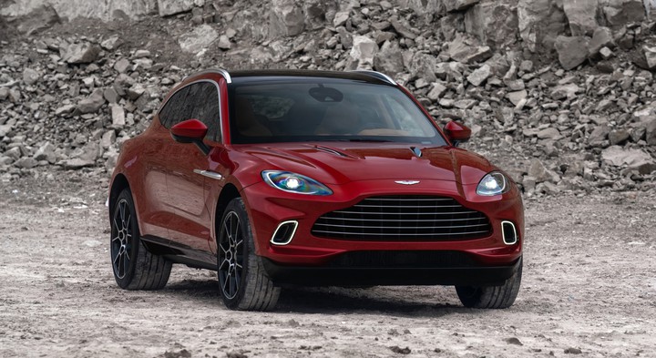 Aston Martin DBX 2020