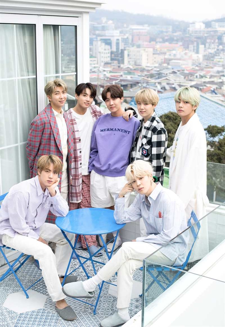 BTS