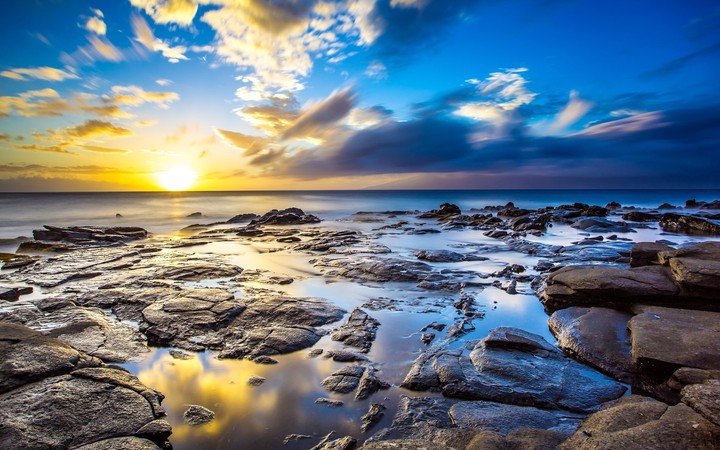 Sea sunset