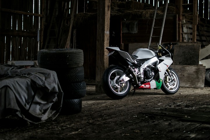 Aprillia RSV4