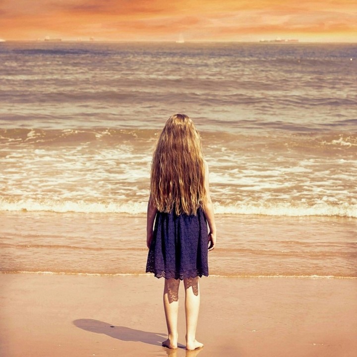 #girl #love @sea @alone #Queen @afternoon