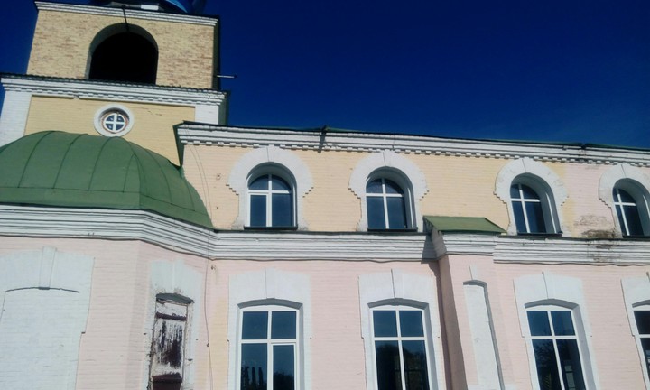 церква