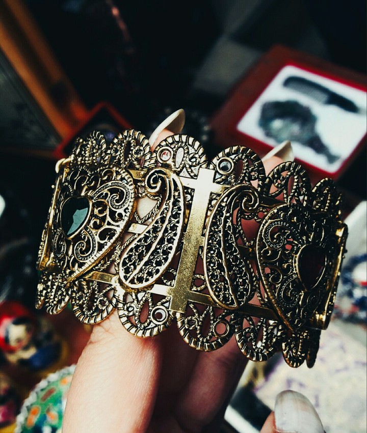 Bracelet