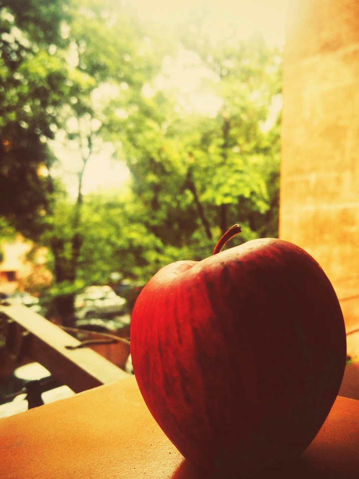 An apple
