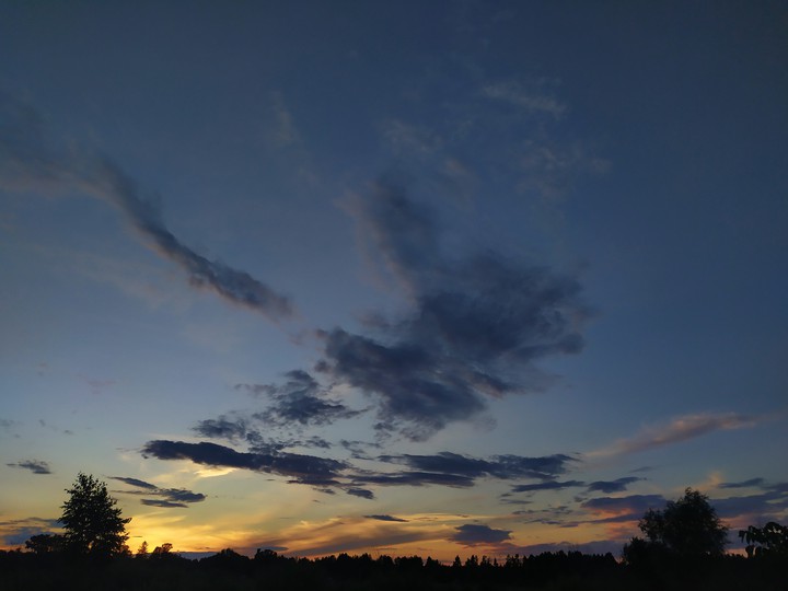 небо