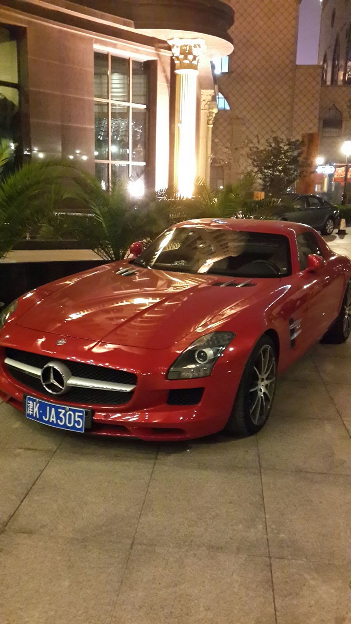 Mercedes Benz