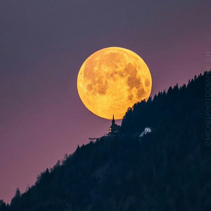 la grande Lune⭐⭐⭐