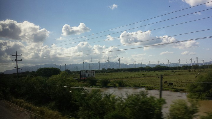 molinos en la carretera