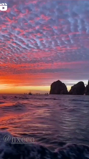 R e d   s k y   a t   n i g h t