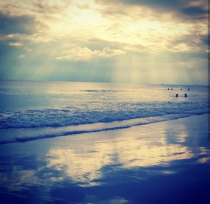 peaceful sea