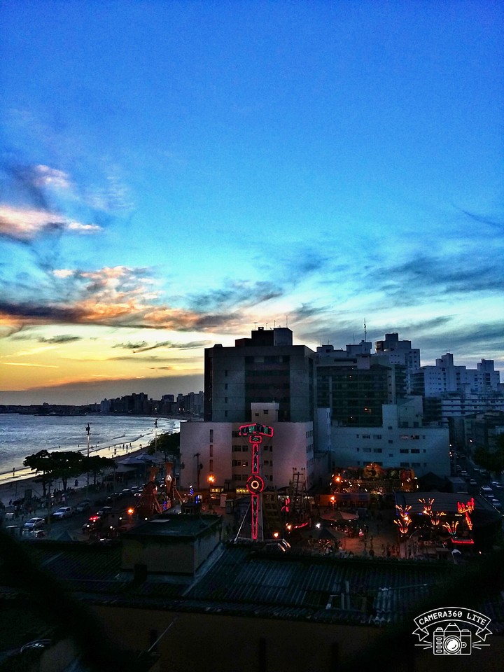 Praia Do Morro Noite ( Guarapari - ES - Brasil )