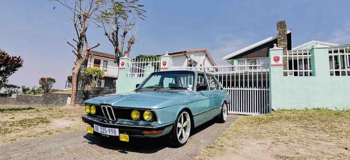 BMW E12