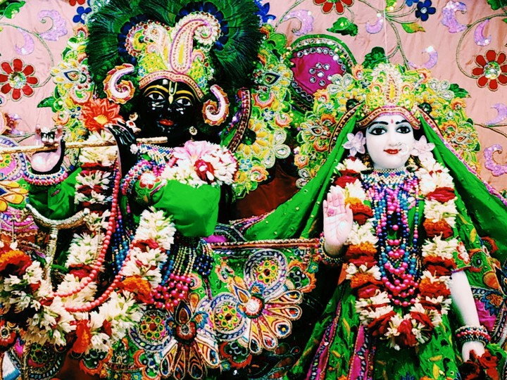 lord krishna & radha ji in green style