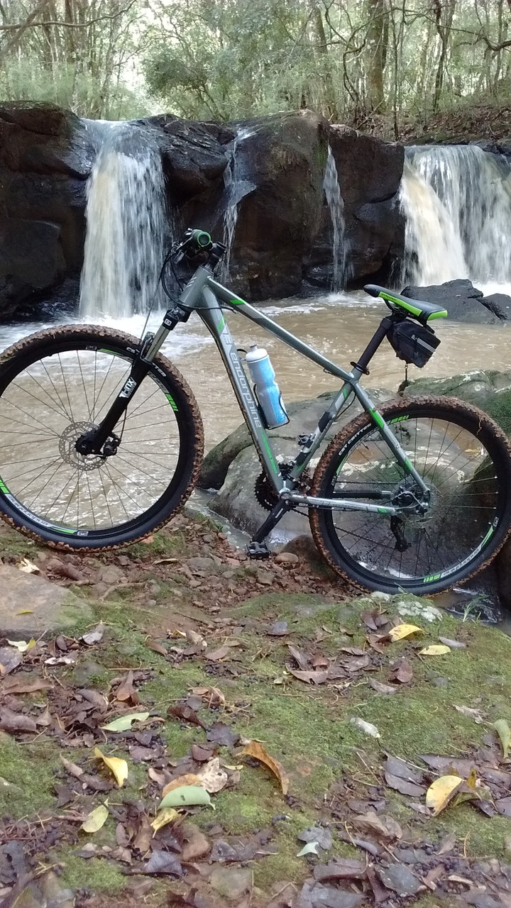 pedal bicicleta cachoeira bike waterfall