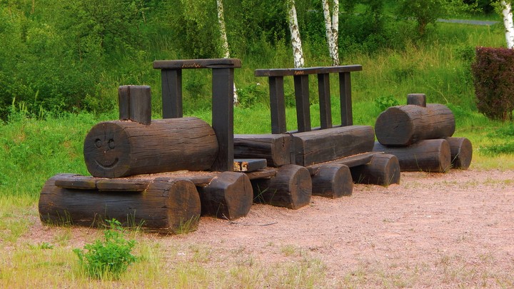 Holzeisenbahn