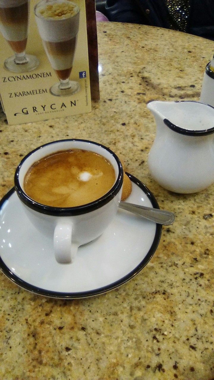 kawa z mlekiem