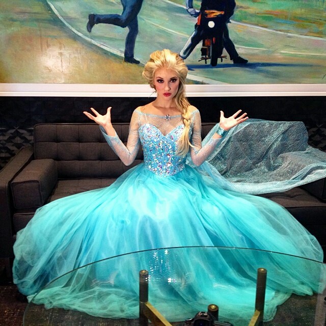 Queen Elsa frozen