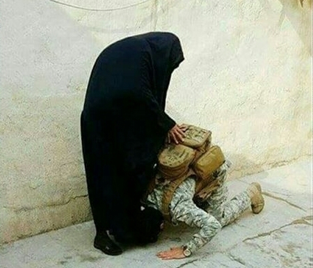 یا حضرت مادر،  آبروداری کن ......
