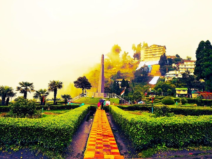 Batasia loop # Darjeeling