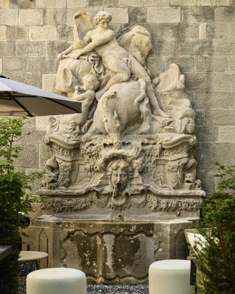limestone, Statue achtergronden