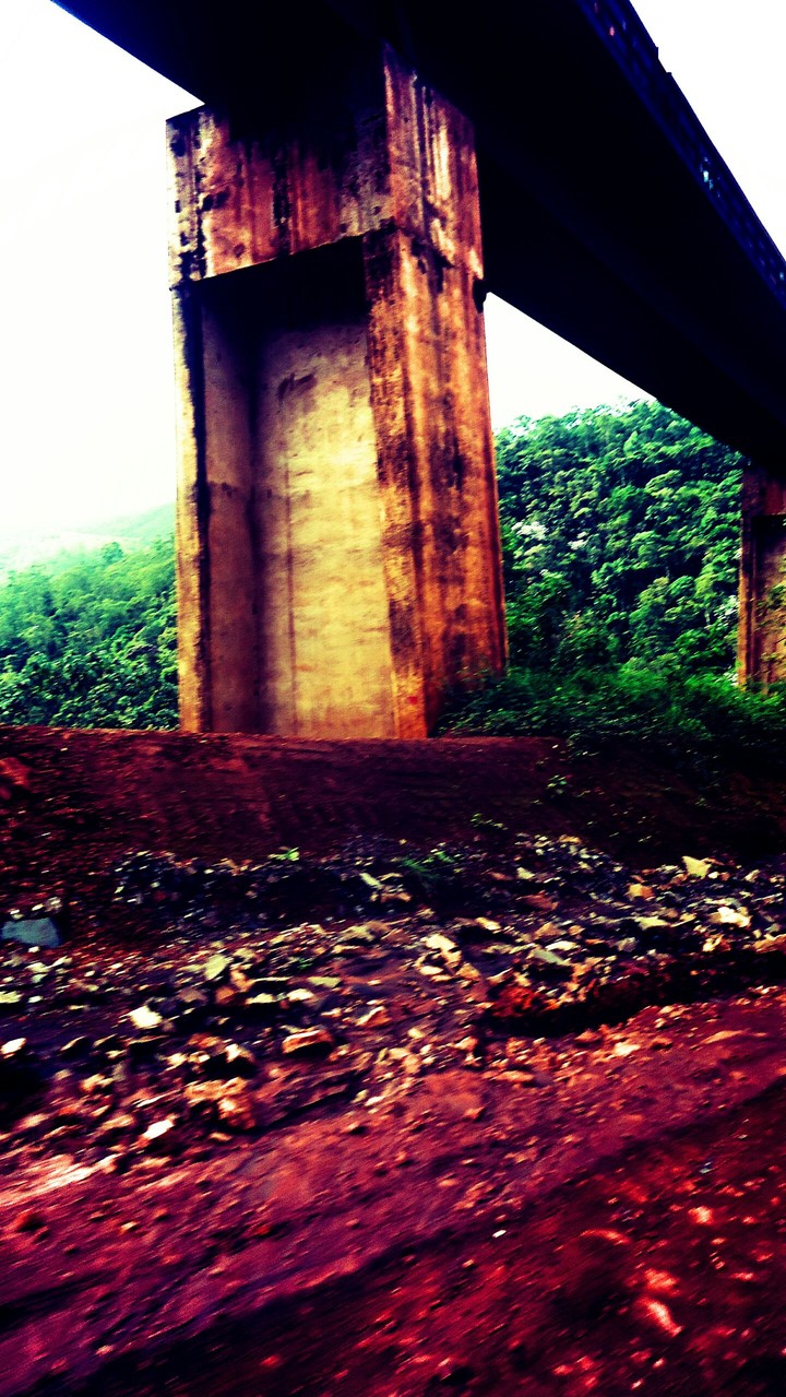 Estrada de terra...
