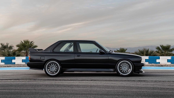 BMW_E30_Coupe