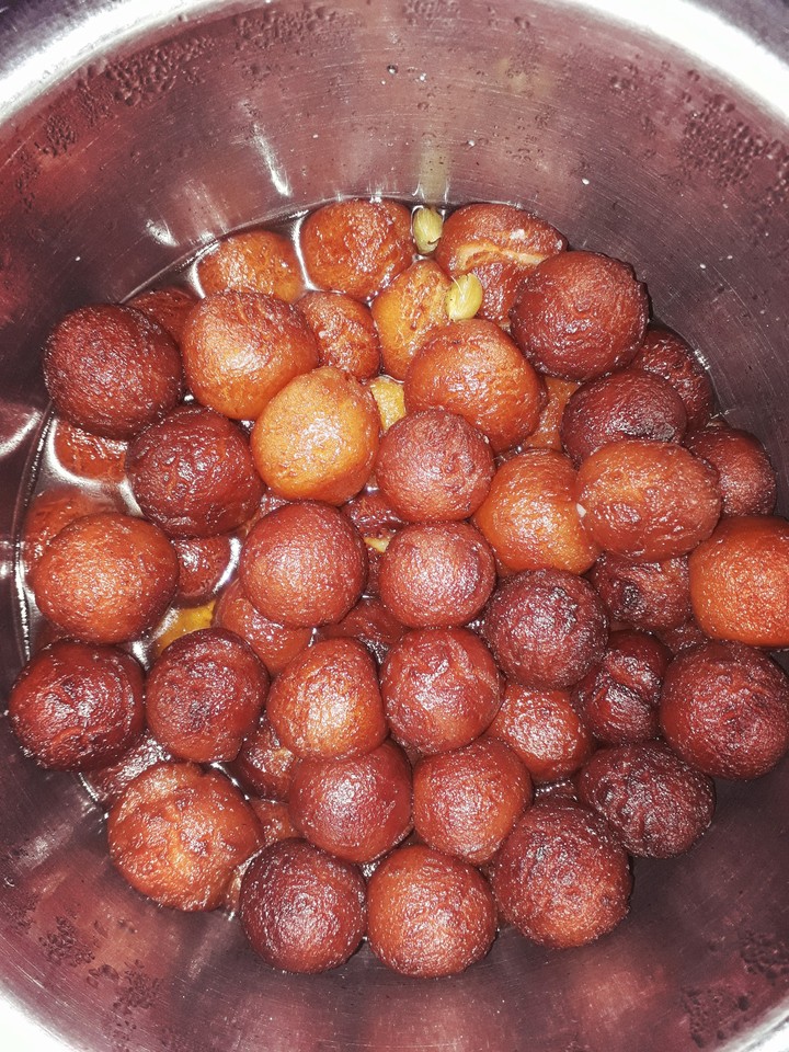 gulab jamun