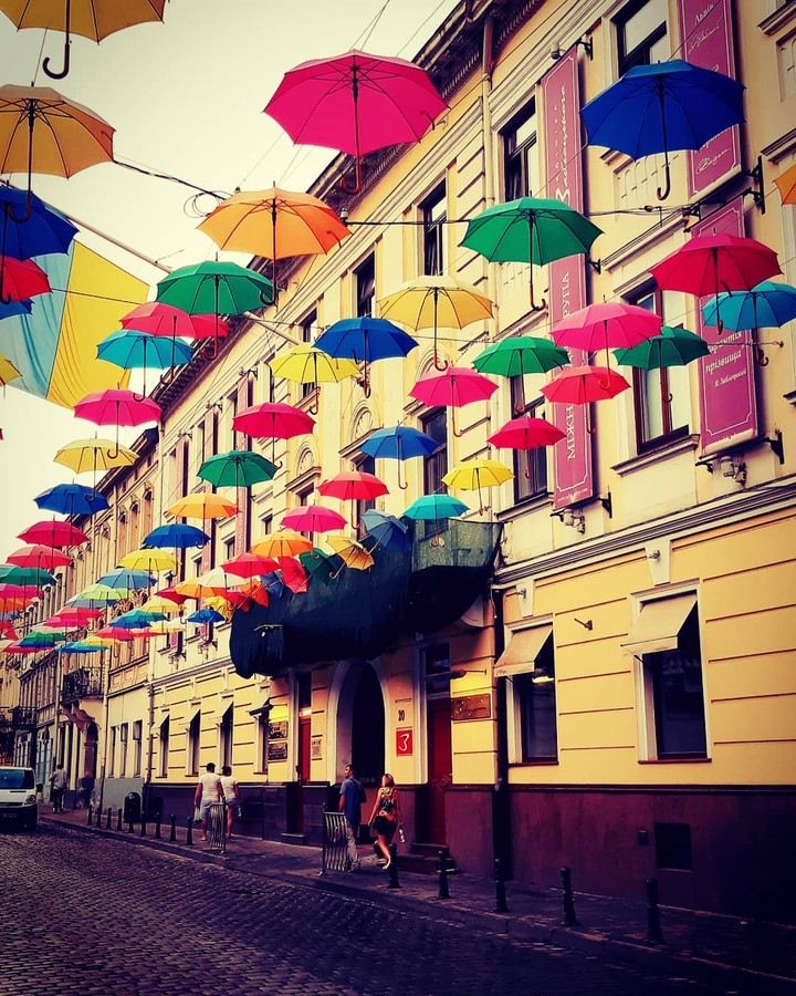 Umbrella sky