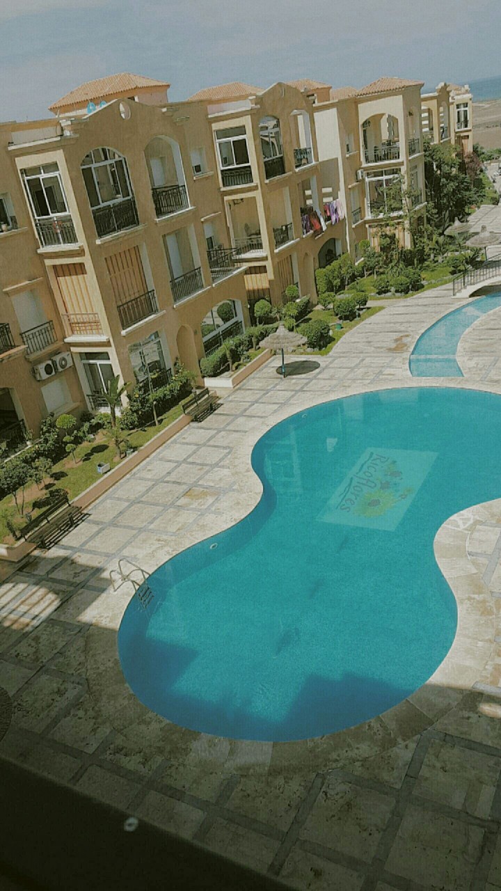 Pool wallpaper