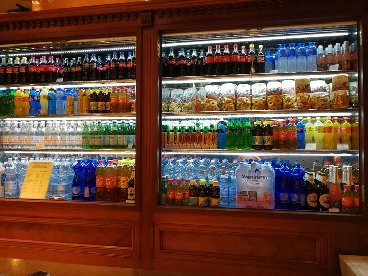 a bar scene in venice!