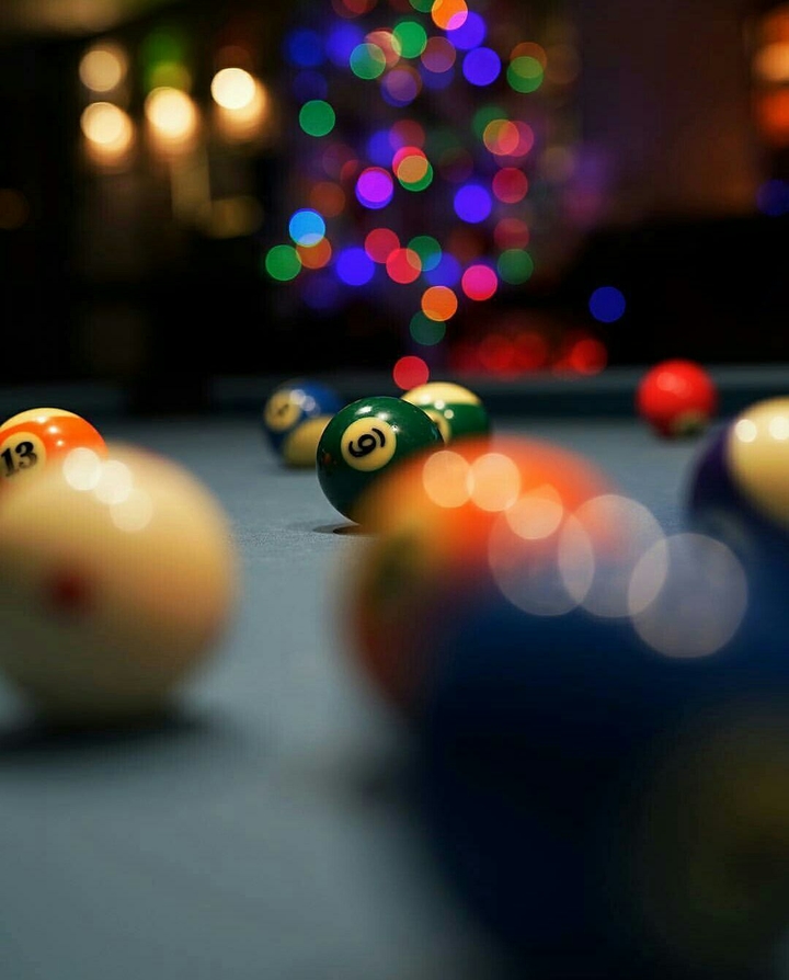 billiard house